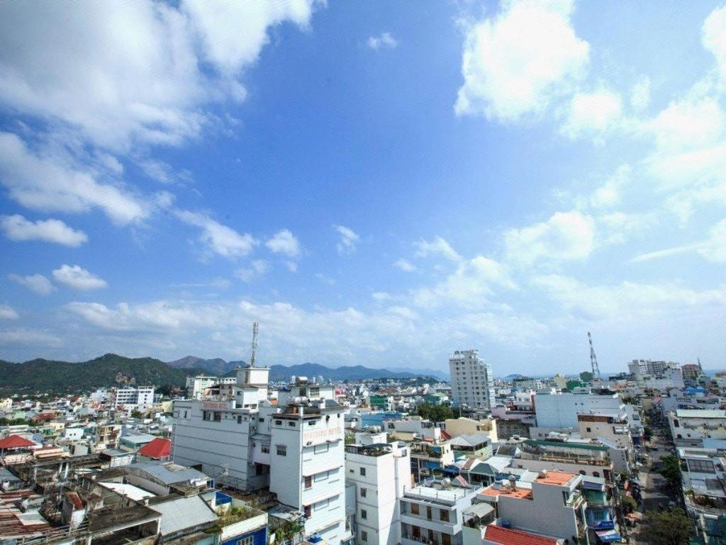 Den Long Do Hotel Nha Trang Exterior photo