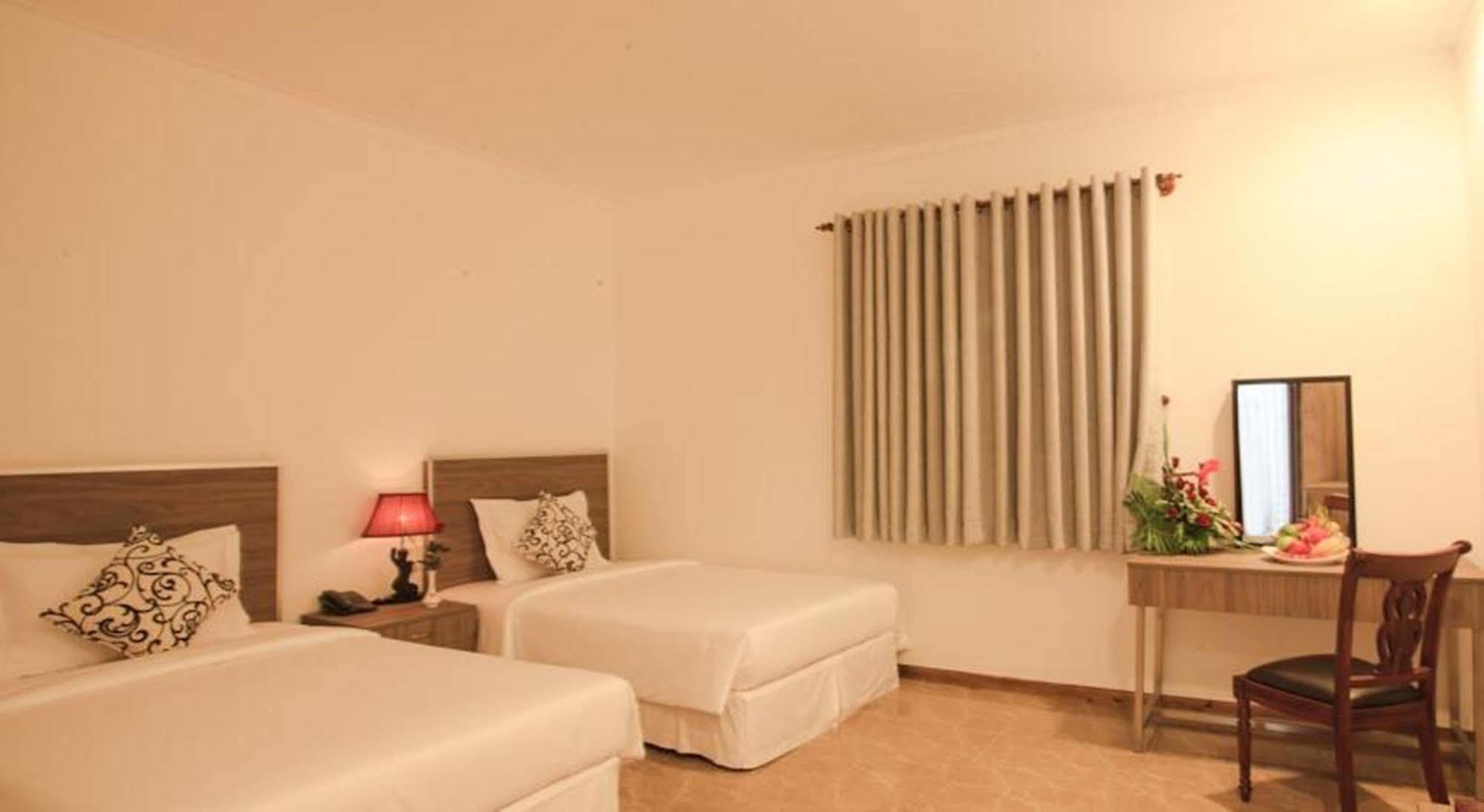 Den Long Do Hotel Nha Trang Exterior photo