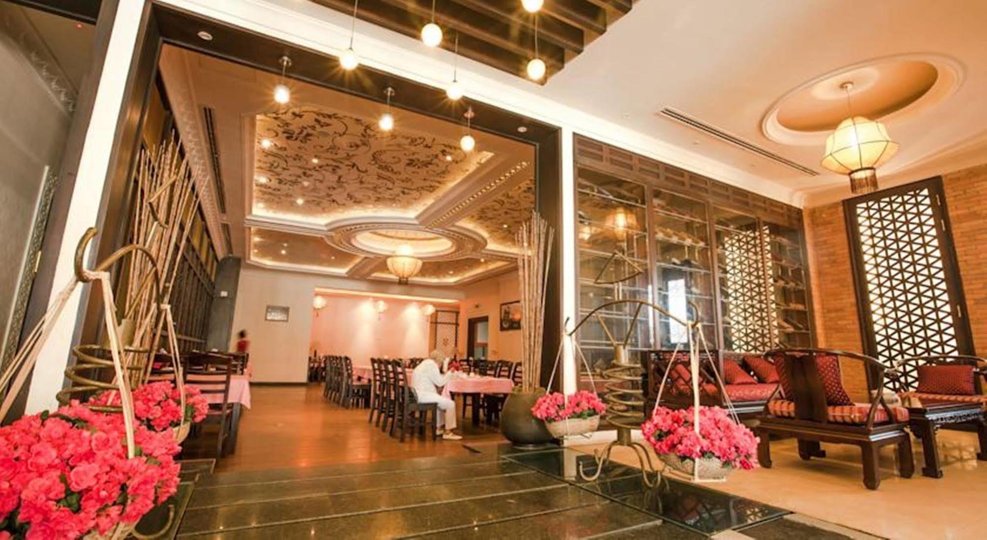 Den Long Do Hotel Nha Trang Exterior photo